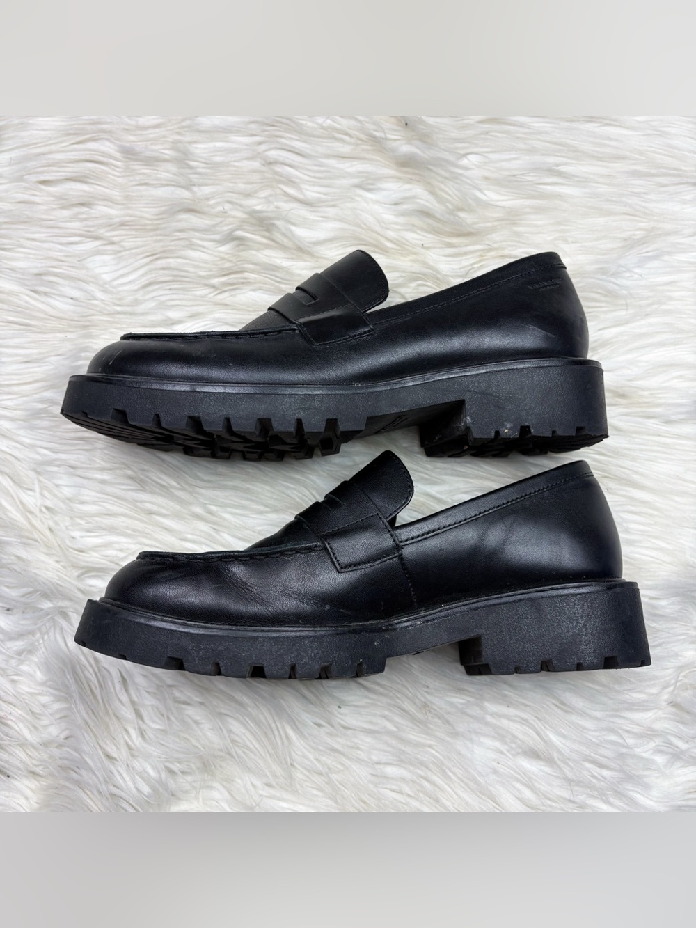 Vagabond Kenova Loafers Black Leather Penny Chunky Lug Sole Preppy Womens Size 8 - Picture 6 of 11